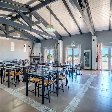 Quinta Dos Is Algoz